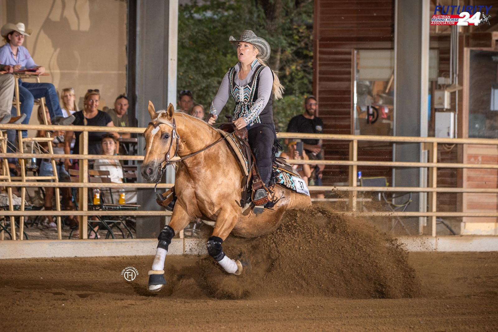 PK-Perfomance-Horses_Birgit-Schaefer-on-ND-Step-N-Crome_Austrian-Reining-Futurity-2024_2