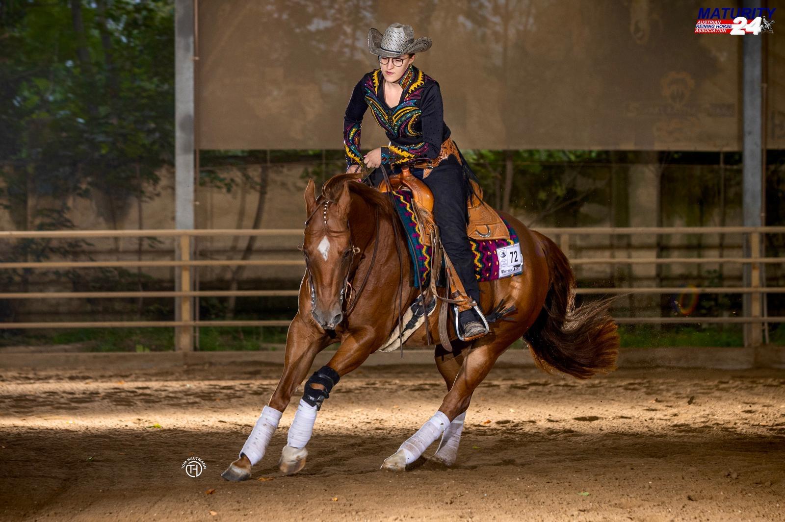 PK-Perfomance-Horses_Lara-Tauscher-on-Vintage-Golden-Gun_Austrian-Reining-Maturity-2024_1